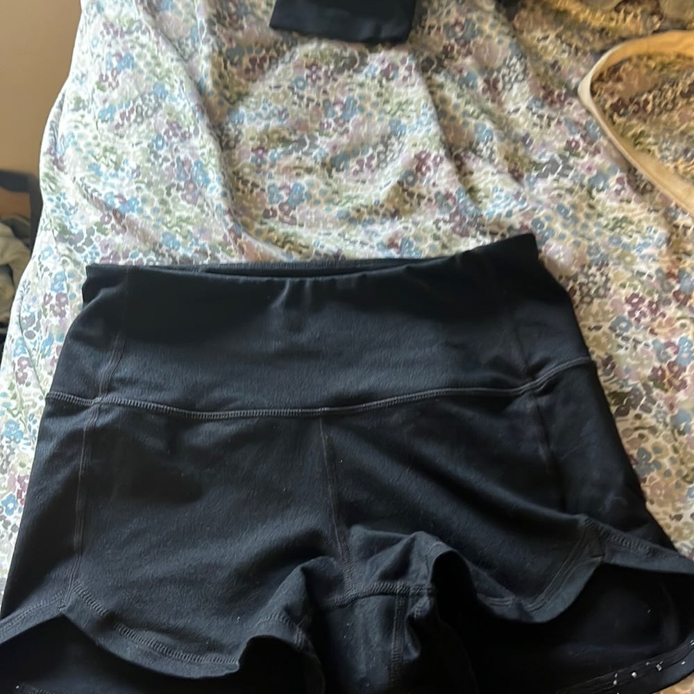 Zella workout shorts small